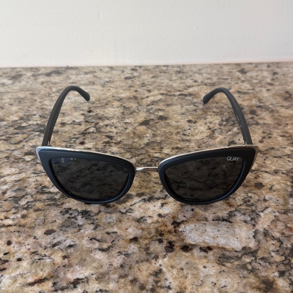 Quay Australia My Girl Sunglasses Black - Picture 3 of 8